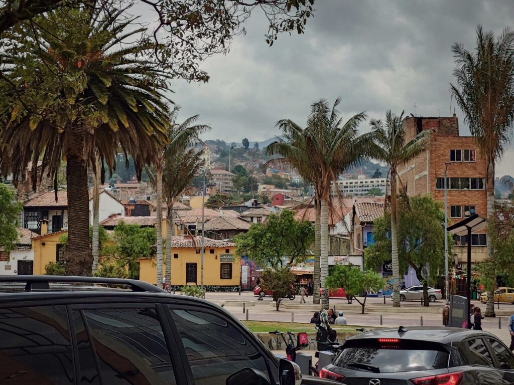 Bogotá, Las Aguas, Parqué de los Periodistas, centrum metropole